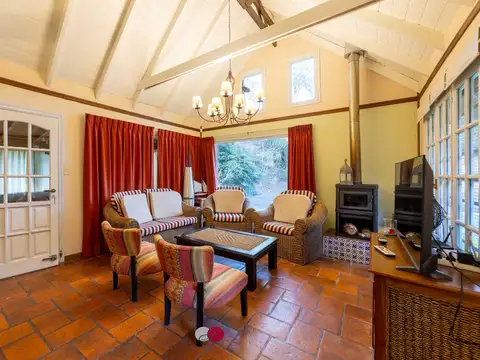 Casa en Venta con 1 cochera