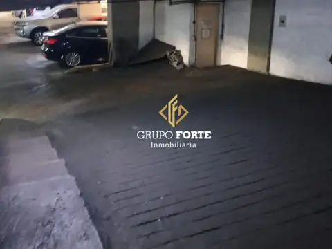 Cochera a la Venta  zona centrica