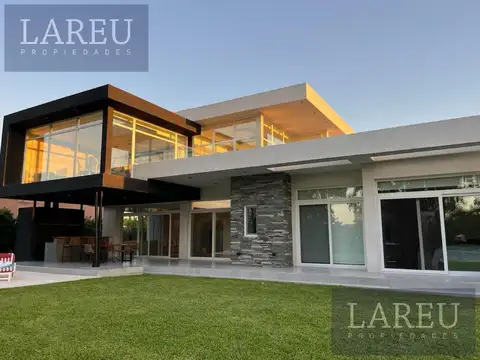 Casa en Alquiler - Barrio La Berlina