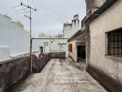 Depto Tipo Casa en Venta 48 años