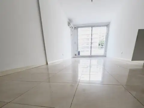 Departamento en Alquiler en Flores, $ 600.000