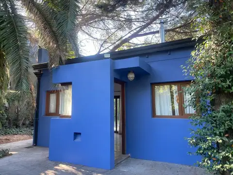 CASA EN VENTA CITY BELL 2 DORMITORIOS PILETA