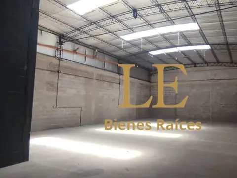 ALQUILER GALPON EN BENAVIDEZ