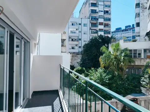 Departamento en Venta en Parque Centenario, USD 179.000