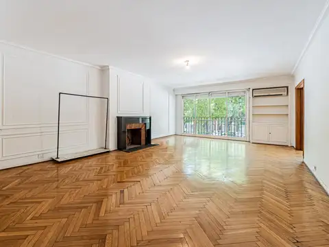 Departamento en Venta con 2 cocheras