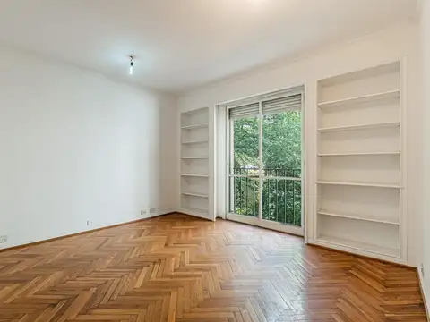 Departamento en Venta de 7 ambientes