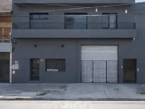 Nave Industrial Deposito con oficinas en venta en 3 de Febrero Autopista acceso oeste y General Paz