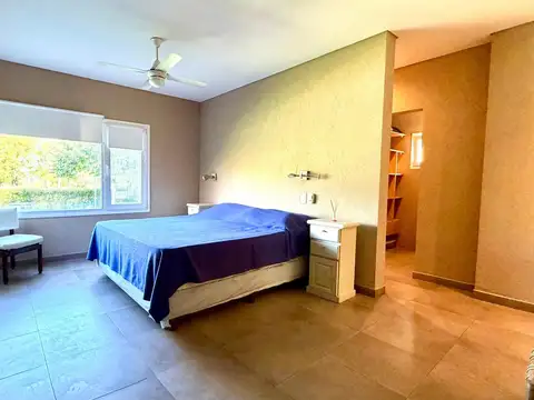 Casa en Alquiler en Haras Santa María, USD 1.500