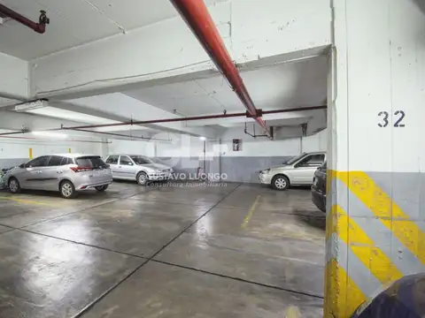 Dos cocheras fijas en Recoleta, a media cuadra del cementerio