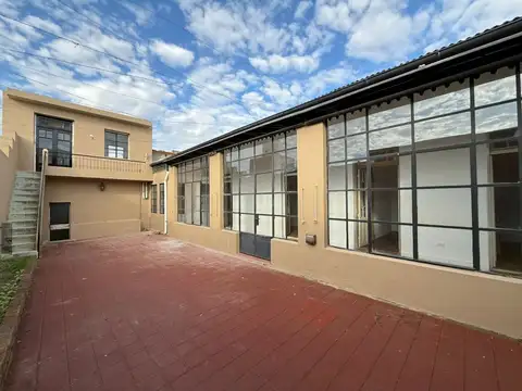 Areco - Alquiler casa de época con jardin