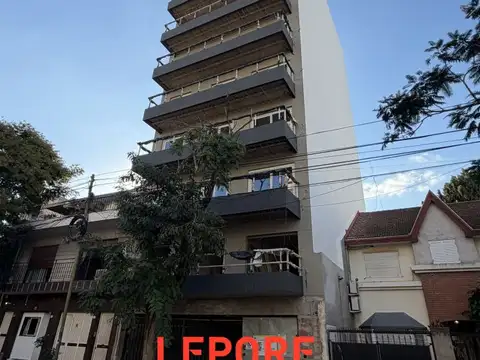 Edificio de 9 pisos | 3 y 4 amb | Parque Chacabuco