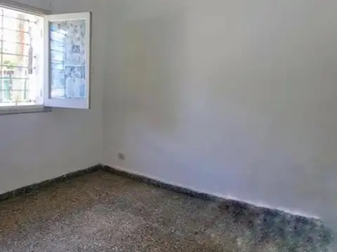 Depto Tipo Casa en Venta en Paso del Rey, USD 35.000