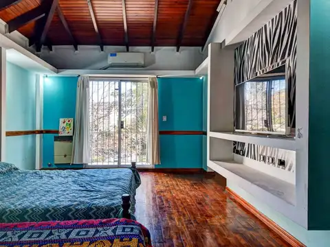 Venta casa 6 ambientes Don Torcuato parque pileta