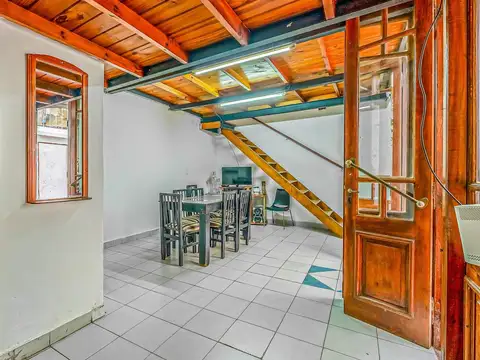 Depto Tipo Casa en Venta en Almagro, USD 130.000