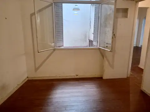 Depto Tipo Casa en Venta 60 años