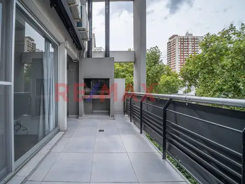 VENTA DEPTO TRIPLEX 4 AMB C/ COCHERA Y PARRILLA
