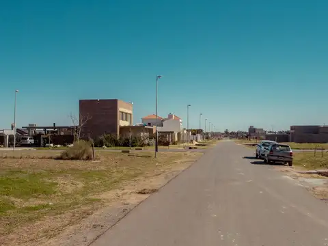 Terreno en Venta en Funes, USD 65.000