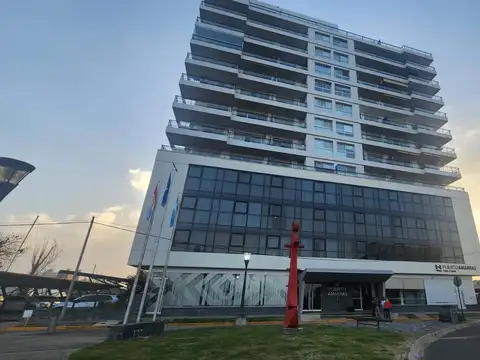 1ro De Enero 100, Piso 7°