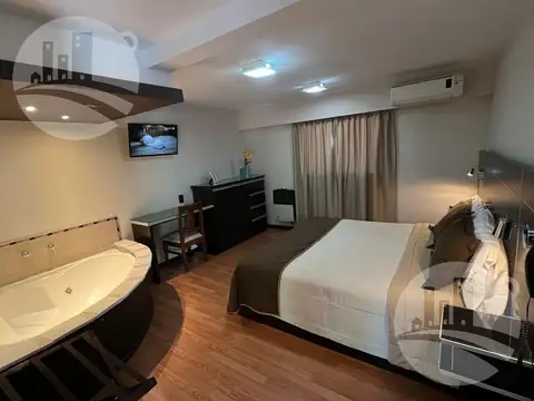 Hotel 13 hab. 3*