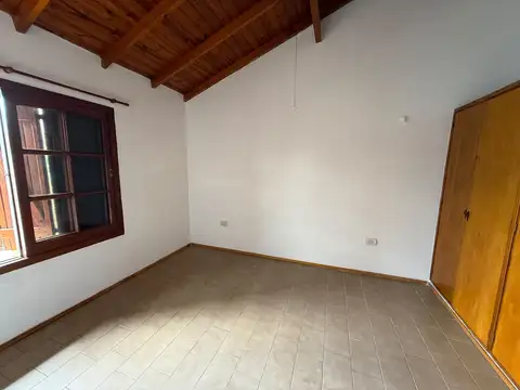 Depto Tipo Casa 3 ambientes con 1 baño