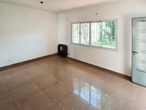 Depto Tipo Casa 3 ambientes con 1 baño