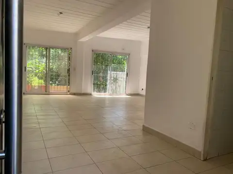 Oportunidad 4 AMB sin Muebles