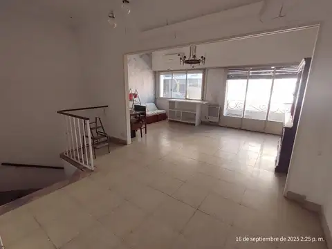Depto Tipo Casa en Venta de 4 ambientes