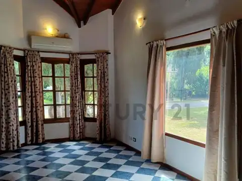 Casa 4 Ambientes en Country El Jagüel Pilar - APTO CREDITO