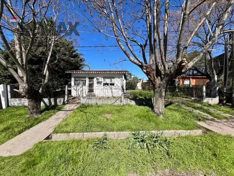 Venta de casa + apartamento en Barros Blancos