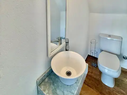 Casa 4 ambientes con 3 baños