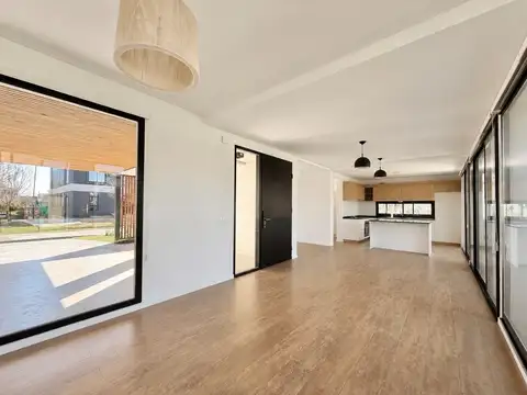 Casa en Alquiler en Nordelta Carpinchos, USD 2.700