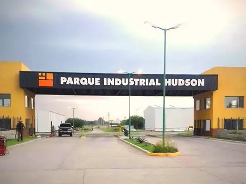 Parque industrial Hudson -a 5 min. de la Autopista BSAS-LP  lote 2500MTS
