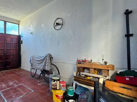 CASA TIPO DUPLEX 4 AMBIENTES COCHERA TERRAZA