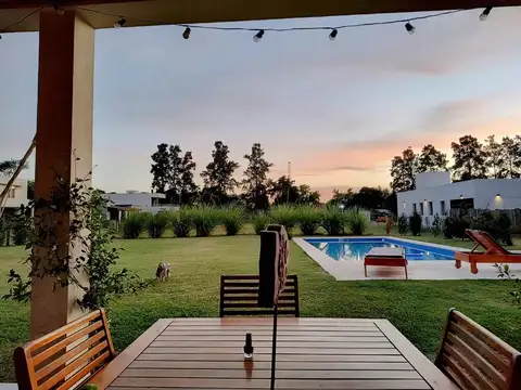 Casa en Venta en Campos De Álvarez, USD 280.000