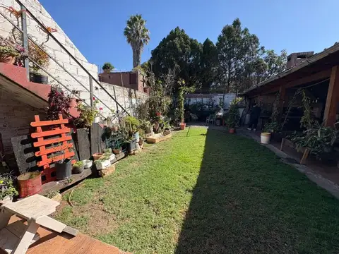 Grand Bourg. Luis Piedra Buena 700