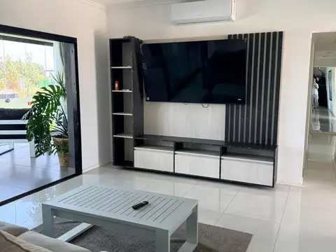 Casa en Alquiler en Canning, USD 2.500