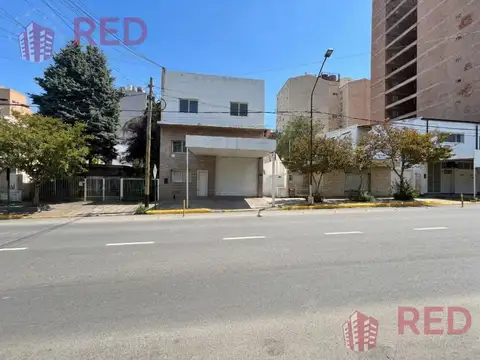 Oficinas en centro de Neuquén