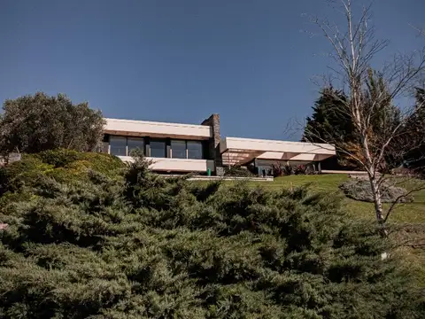 CASA SOÑADA EN EL VALLE ESCONDIDO