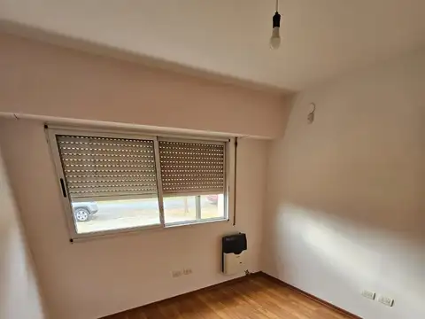 CASA EN PUEBLO ESTHER