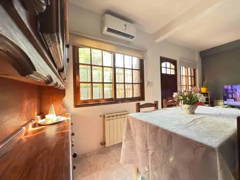 Casa en Venta 3 dormitorios cochera patio Quilmes