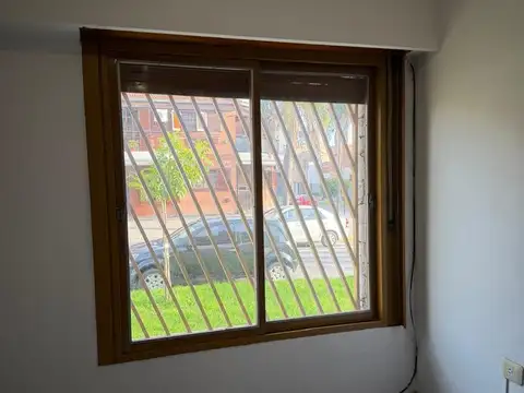 Depto Tipo Casa en Alquiler en Villa Bosch, $ 900.000