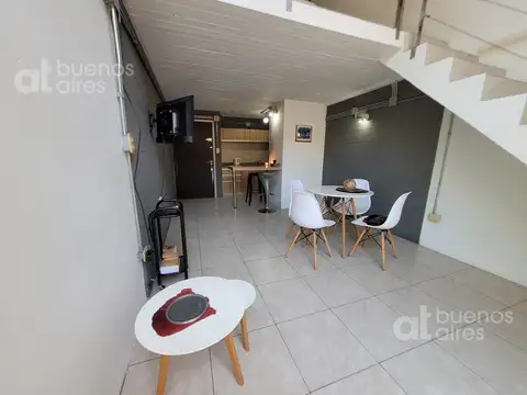 Departamento en duplex con balcón y Pileta en Boedo en Alquiler temporario
