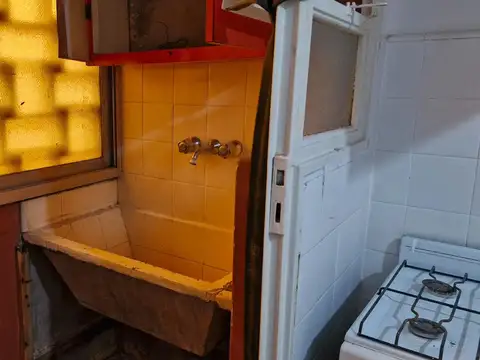 Alquiler 2 ambientes cómodos al frente