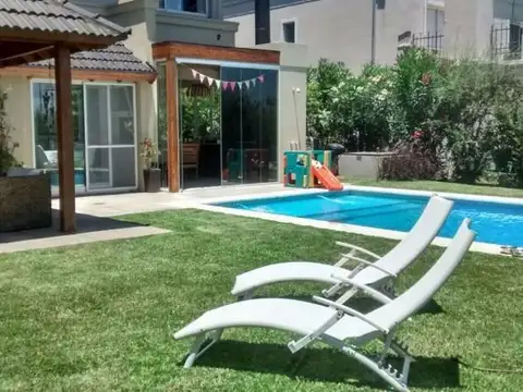 Casa en Venta de 3 dormitorios
