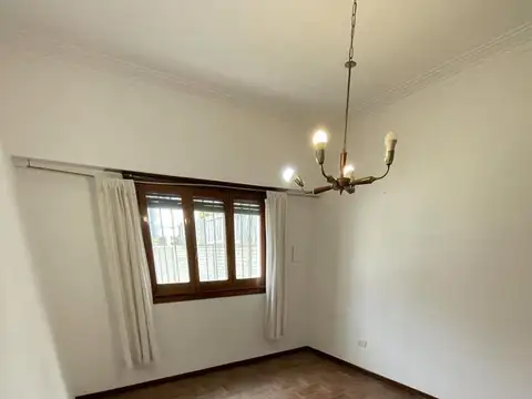 Casa en Alquiler al Oeste