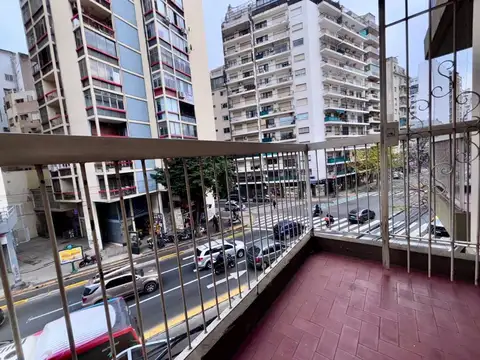 VENTA DEPTO 2 AMB Y MEDIO EN RECOLETA CON BALCON