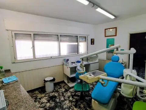 Oficina 2 ambientes con 1 baño