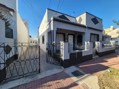 Depto Tipo Casa en Venta de 4 ambientes