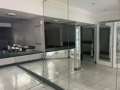 Local en Venta en Recoleta, USD 550.000