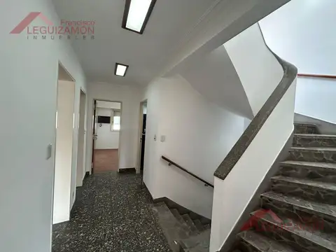 Depto Tipo Casa en Alquiler de 2 dormitorios